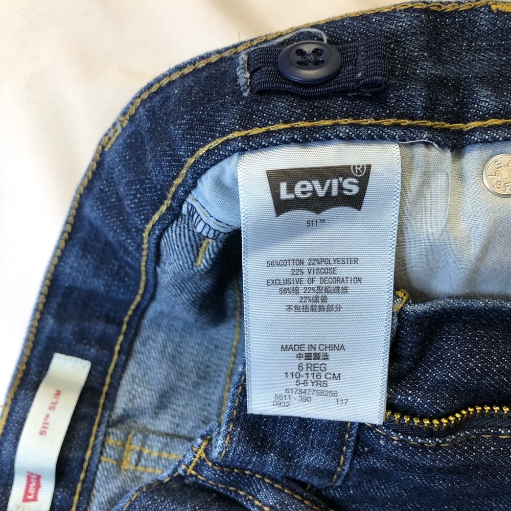 Kids Levi’s Jeans - Picture 3 of 3